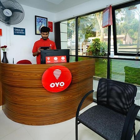 Oyo 6526 Ap Residency City Sultan Bathery Εξωτερικό φωτογραφία
