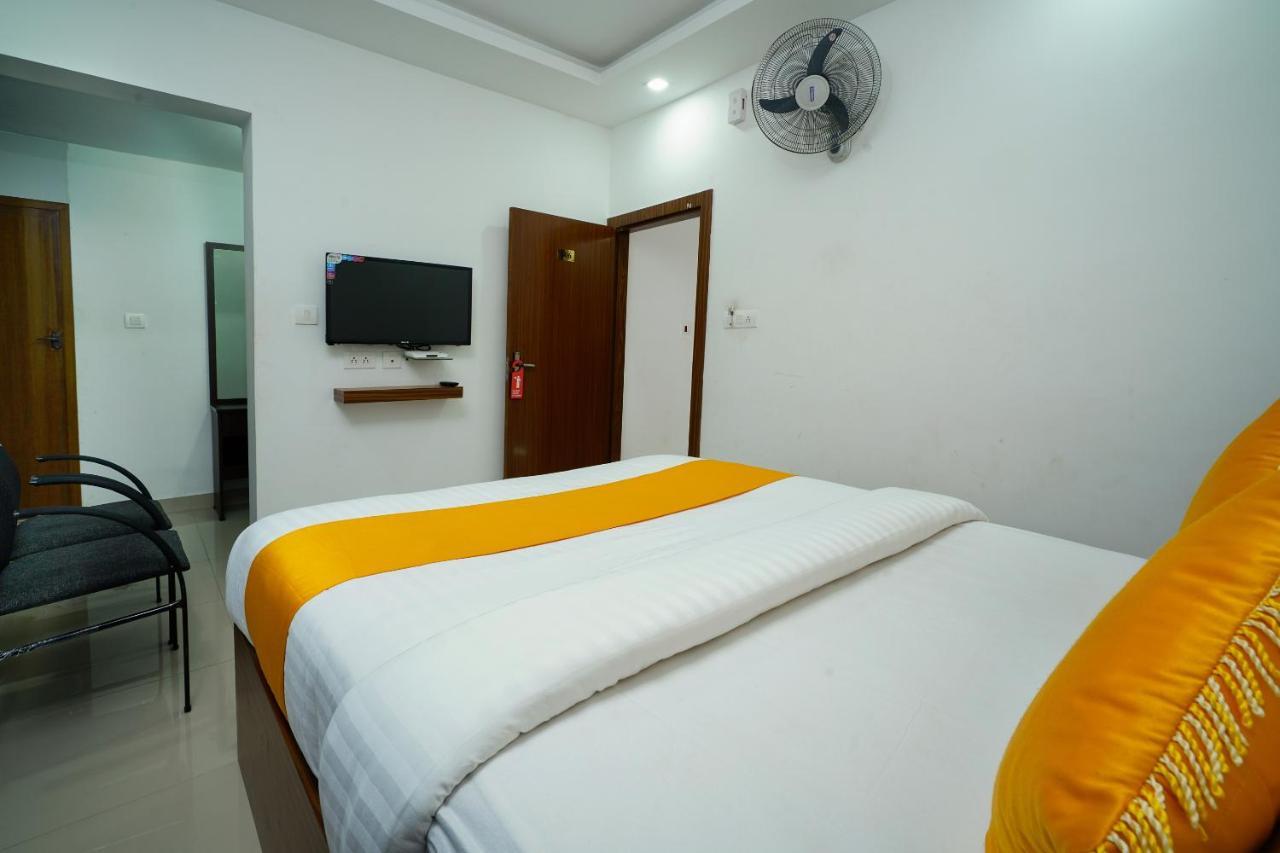 Oyo 6526 Ap Residency City Sultan Bathery Εξωτερικό φωτογραφία
