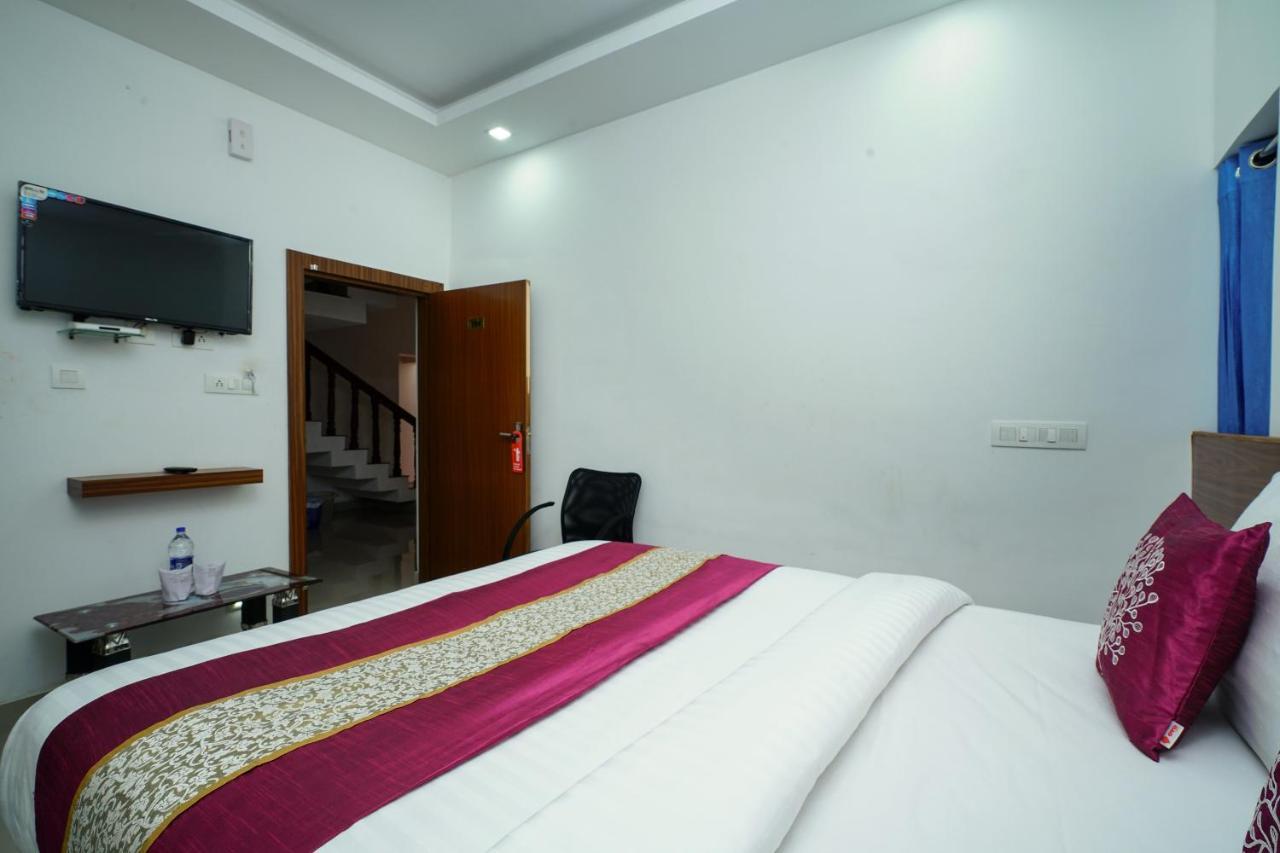 Oyo 6526 Ap Residency City Sultan Bathery Εξωτερικό φωτογραφία